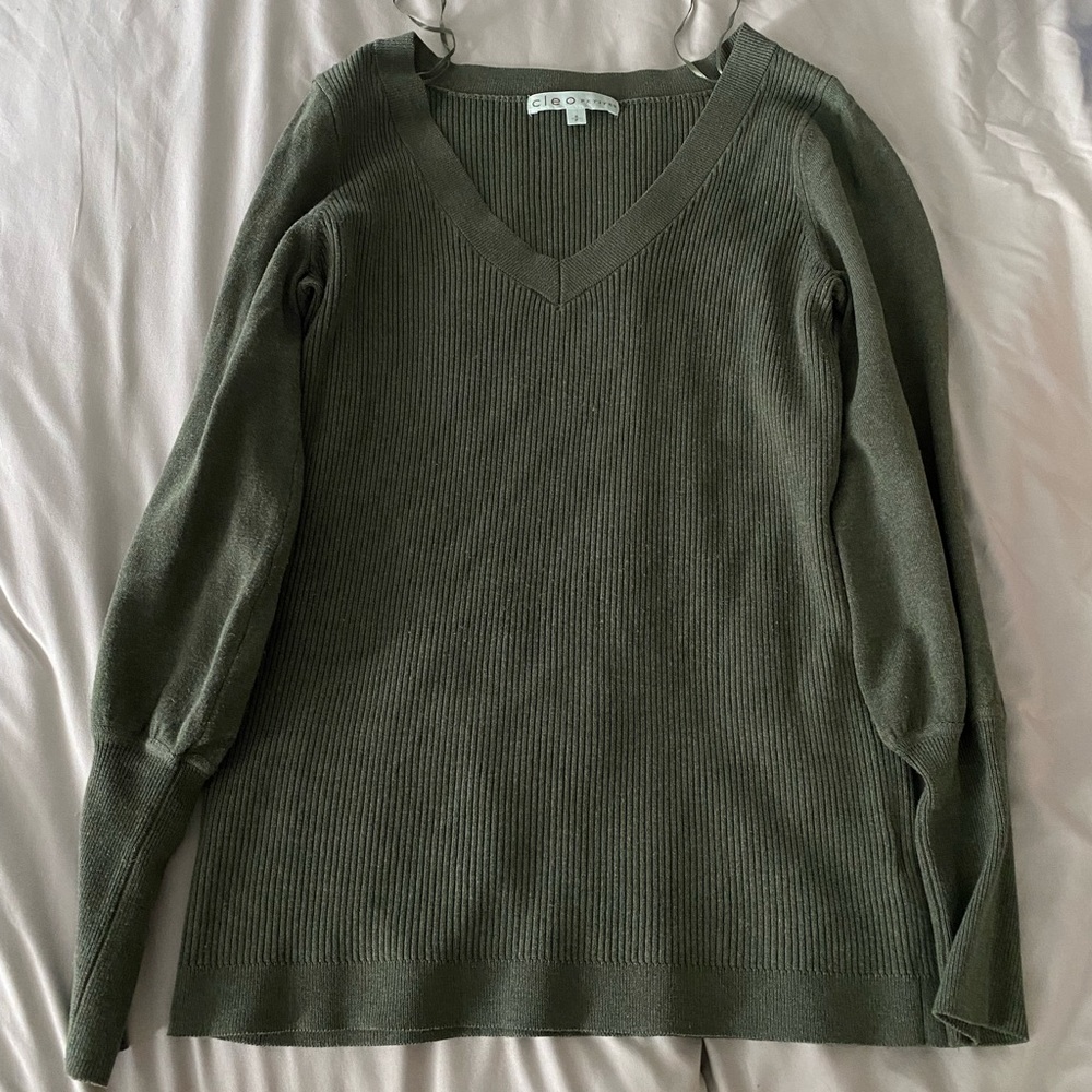CLEO TOP